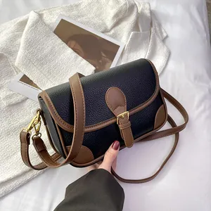 Retro Women Litchi Grain PU Leather Shoulder Bag Vintage Minimalist Crossbody Saddle Bag Gold Buckle Commuting Handbag