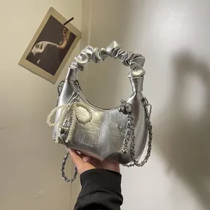 Sac Dumpling Plissé à la Mode pour Femme en Cuir PU Argent Métallisé Noir Blanc Rouge Sac à Main Noeud de Künstliche Perles Chaîne Bandoulière