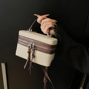 Niche Design Retro Contrast Patchwork Box Handtas Vrouwen Canvas PU Leer Woon-werkverkeer Schouder Crossbody Vierkante Tas Met Kwastje