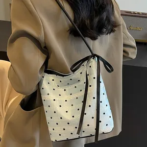 Petit Sac Seau à Pois pour Femme avec Nœud en Satin Sac à Épaule en Toile de Coton pour Voyage Décontracté
