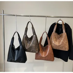 Detail showing four retro large-capacity tote bags in black, coffee, brown, and caramel colors