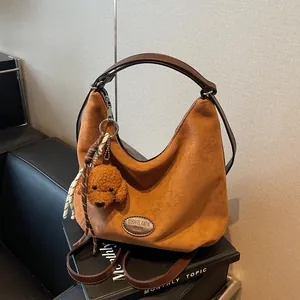 Sac Hobo en PU Givré pour Femmes Grande Capacité Vintage Aspect Daim Sac à Épaule Bandoulière Mode Sac à Dos Multi-positions Pendentif