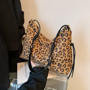 Vintage Leopard Print Matte PU Leather Hobo Bag Large Capacity Underarm Shoulder Bag For Women Casual Tote Bag With Knot Detail