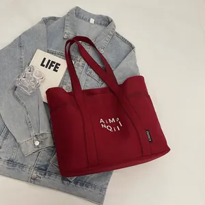 Borsa tote in tela bordeaux alla moda con stampa di lettere e grande capacità donna