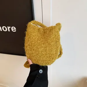 Mignon Sac Bandoulière Peluche Œuf Macaron Petit Sac à Épaule Pour Femmes Hiver Fausse Fourrure Mini Sac Seau Sac à Main Décontracté