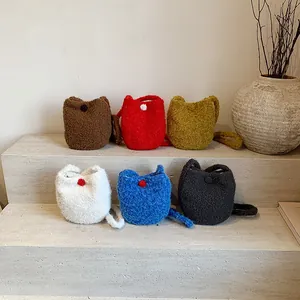 Lot de six sacs bandoulière colorés en peluche en forme de chat en laine d'agneau douce