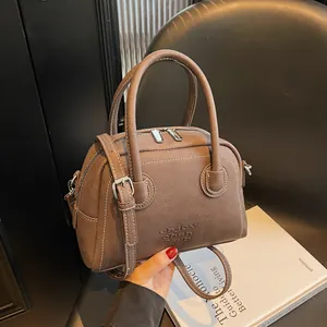 Sac à Main Femme en Cuir PU Élégant Surpiqûres Contrastées Texture Litchi Sac à Épaule Gaufrage Lettres Retro Petit Sac Carré Quotidien Sac Sous le Bras