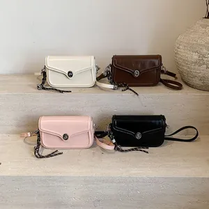 Polished leather crossbody square bags in four colors with stylish silver ring buckle