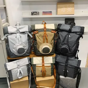 Outdoor-Freizeitrucksack und Schultertasche mit taktischer Schnalle und Kapazität