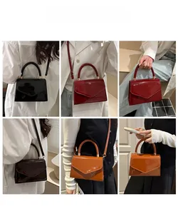 Détails du sac à main en cuir verni brillant en quatre couleurs et styles de port