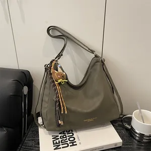 Women Korean Suede Large Capacity Tote Bag Minimalist Shoulder Bag With Tassel And Bear Pendant Fashion Daily Commute Handbag