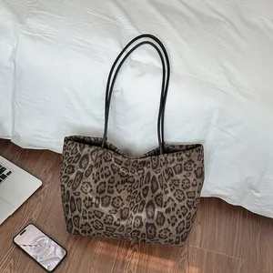 Sac Cabas Femme en Suède Imprimé Léopard Grande Capacité Sac à Épaule Minimaliste Sac à Main de Ville pour le Quotidien