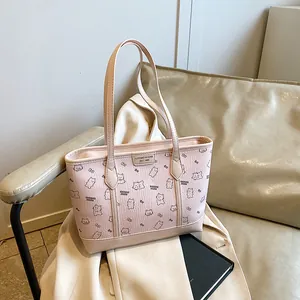 Sac Cabas en Cuir PU à la Mode Grande Capacité Imprimé Ours de Dessin Animé Sac à Main pour Femmes Décontracté Voyage