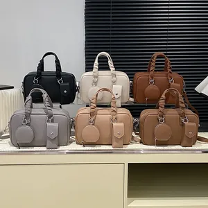 Set borse Boston retrò con manici intrecciati e mini pochette in sei eleganti colori