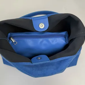 Retro blue suede tote bag with large capacity and magnetic closure for casual commuting