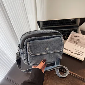 Women's Washed Denim Small Square Bag Vintage Casual Streetwear Crossbody Shoulder Bag With Adjustable Strap And Zipper Pocket