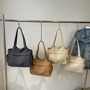 Grands sacs fourre-tout en nylon pour femmes avec poches multiples et design spacieux