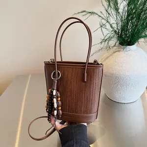 Women Vintage PU Leather Woven Bucket Bag Stylish Handbag With Wood Bead Pendant Retro Crossbody Bag For Wedding Party