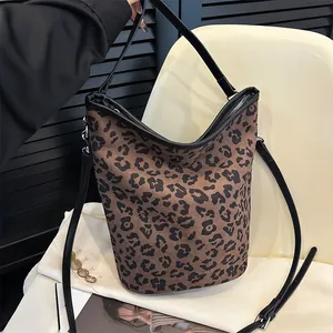 Vintage Leopardenmuster Beuteltasche Große Kapazität Wildleder Kunstleder Schultertasche Für Damen Mode Pendler Handtasche