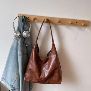 Borsa Hobo in Pelle PU Grande Capacità Vintage Con Pochette Donna Casual Tote Soft Cera d'Olio Borsa a Spalla Pendolare