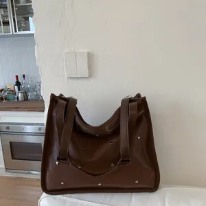 Glossy PU Leather Tote Bag For Women Large Capacity Heart Studs Shoulder Bag Vintage Casual Commuting Handbag