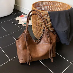 Sac fourre-tout vintage marron de grande capacité avec poignées tressées et glands