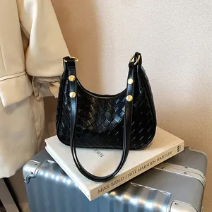 Women Woven Hobo Bag French Style PU Leather Crescent Shoulder Bag With Gold Hardware Vintage Underarm Crossbody Bag