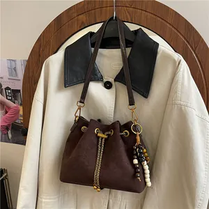 Korean Style Suede Look Drawstring Bucket Bag For Women Fashion Leopard Print Chain Crossbody Bag With Beaded Pendant