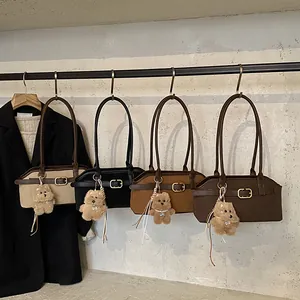 Retro high-capacity underarm shoulder bags in four colors with cute bear charms