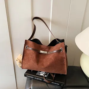 Women Large Capacity Suede Tote Bag Vintage Matte Shoulder Bag With Plush Charm Commute Daily Shopping Handbag