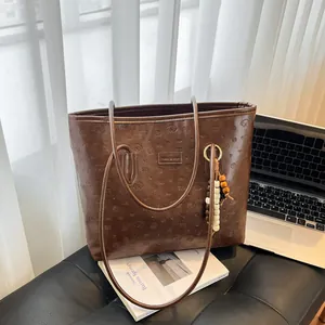 Women Large Capacity Tote Bag Embossed Cartoon Dog Pattern PU Leather Shoulder Bag With Wood Bead Pendant Casual Daily Handbag