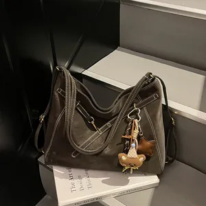 Women Large Capacity PU Leather Tote Bag Vintage Hobo Shoulder Bag With Contrast Stitching And Teddy Bear Charm Daily Handbag