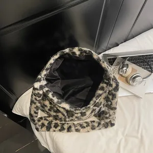 Winter faux fur leopard print tote bag with large capacity and minimalist design