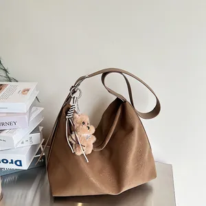 Women Vintage PU Leather Tote Bag Large Capacity Korean Style Shoulder Bag With Plush Bear Charm For Commuting Office School