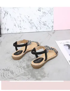 Détails des sandales plates noires pour femmes avec strass brillants et bride élastique