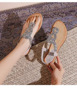 Détails des sandales compensées pour femmes avec strass et bride arrière élastique