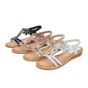 Bohemian flache Sandalen mit glitzernden Strassblumen in vier schicken Farben