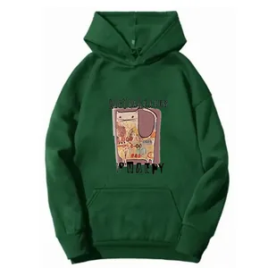 Detailansicht eines dunkelgrünen Hoodies mit süßem Katzen-Graffiti-Print und Kängurutasche