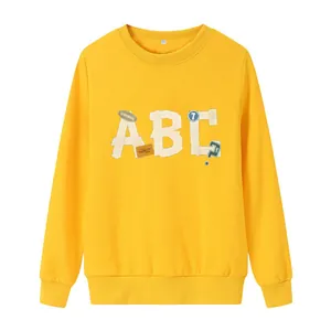 Sweat-shirt jaune ample à manches longues avec imprimé ABC et bords côtelés
