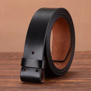 Classic 3.5cm wide vintage black leather belt strap with matte finish and pre-punched holes