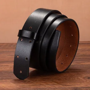 3.5cm vintage black leather belt for men without buckle showing detailed grain and texture