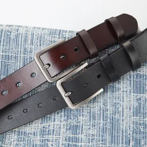 Ceintures en cuir pour hommes en noir et marron avec boucles en argent brossé