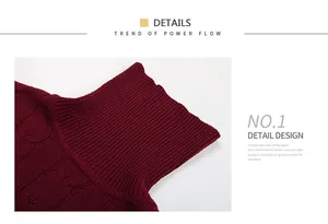 Détail du col roulé et du motif à torsades sur ce pull en maille rouge foncé