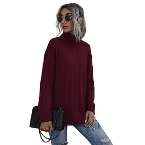 Pull femme bordeaux à col montant, maille torsadée classique et coupe décontractée