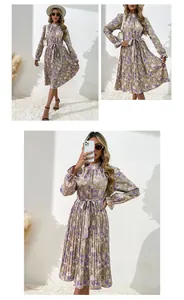 Détails de la robe fleurie plissée française avec manches longues et col montant