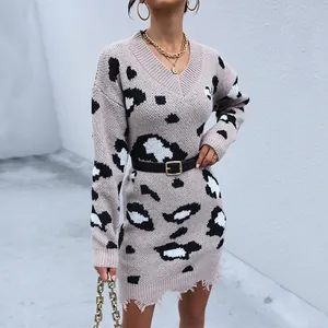 Loose V-neck leopard print knit dress with distressed hem and black belt for women