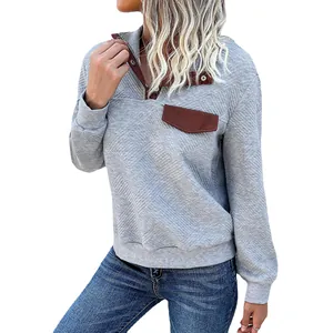 Women's vintage quilted sweatshirt with high neck and color-block button pocket