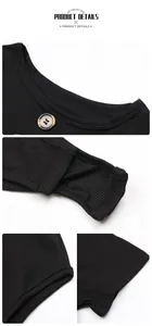 Detail van de geribbelde gebreide stof en amberkleurige knoop op de zwarte jumpsuit
