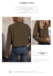 Détail du tissu à texture quadrillée vert olive sur cette veste courte en velours côtelé