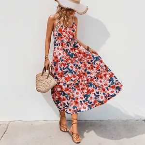 Sommerliches A-Linien-Midikleid mit Blumenmuster, Stufenrock und Spaghettiträgern